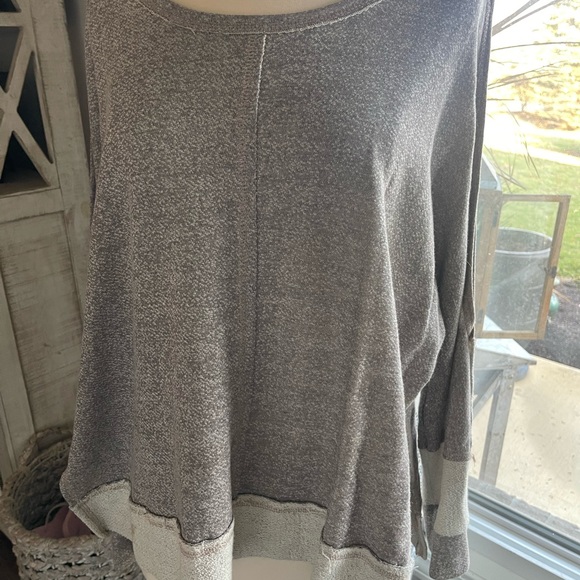Elan Taupe high low neutral fall cutout top S - Picture 3 of 7